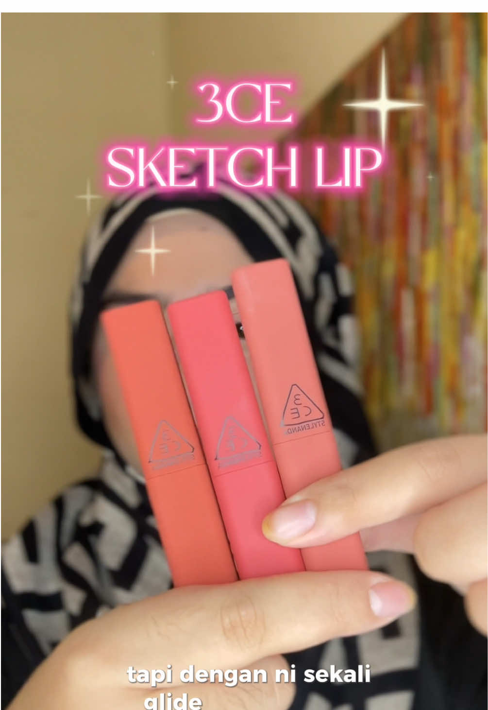 satu glide je dah full lips!!! and also i can use it as eyeshadow & blusher juga so memang jimat, letak je dalam beg i can touch up anytime anywhere 💁🏻‍♀️ @3CE MALAYSIA  #3CEMALAYSIA #SKETCHSTICK #3CELIPSTICK #MAKEUP #COLOURPLAYGROUND