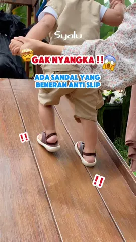 sandal anti slip beneran ada di syalu😍 #sandalanak #sandallokal #sandalanaklakilaki #sandalantislip #sandalkeren 