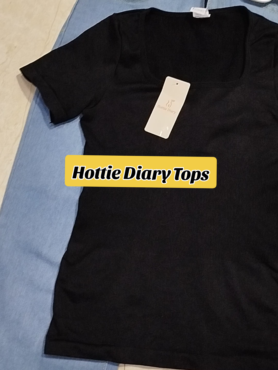 Simple but lakas makasexy 🩷 This Hottie Diary top is a must-have! #HottieDiary #affordablefashion #TrendyTop #OOTD #FashionFinds 