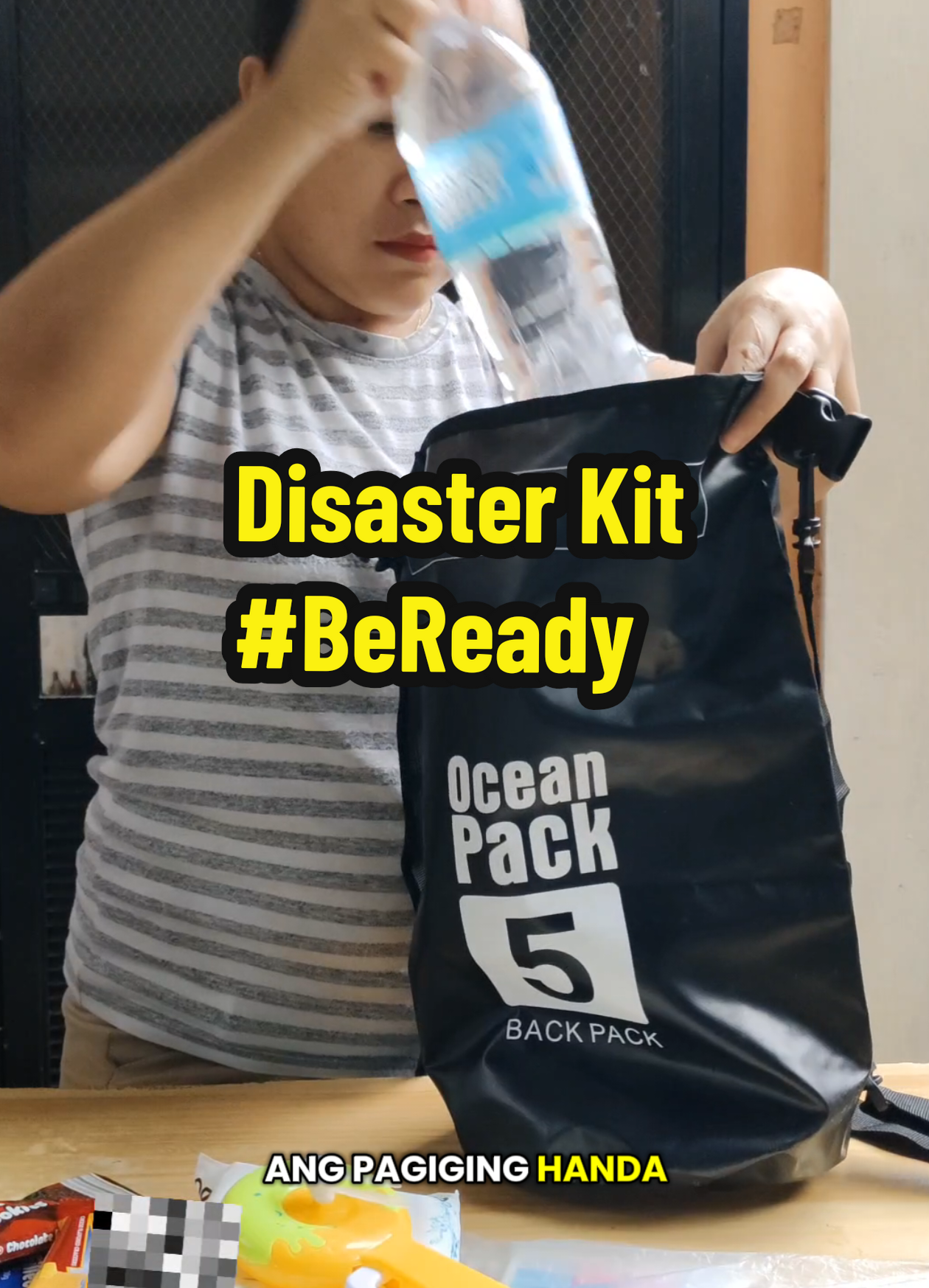 Hindi mo alam kung kailan darating ang baha o lindol — pero pwede kang laging handa. 🌧️💪 Keep your essentials safe and dry with the Ocean Pack Bag. Waterproof, heavy-duty, at ready sa anumang sitwasyon. 🎒✨ #OceanPack #EmergencyReady #WaterproofBag #BeReady #Disasterkit 
