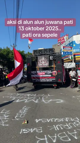 aksi di alun alun juwana pati 