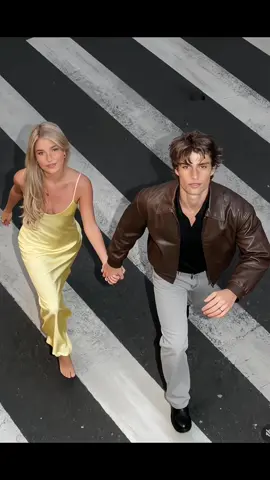 Tutorial for making an AI photo of two people holding hands while crossing the crosswalk. AI Photo Guide: Two People Holding Hands While Crossing the Crosswalk AI Photo Guide: Holding Hands with a PUBG Character While Crossing the Crosswalk Tutorial per creare una foto AI di due persone che si tengono per mano mentre attraversano sulle strisce pedonali. Урок по созданию AI-фото, где двое идут за руку через пешеходный переход. Tutorial para crear una foto con IA de dos personas tomadas de la mano cruzando el paso de peatones. gemini ai Photo Trends  gemini ai copy paste text  chatgpt photo trends prompt elevator photo Gemini prompt #capcutforus #capcut #capcutpioneer #fyp #CapCut 