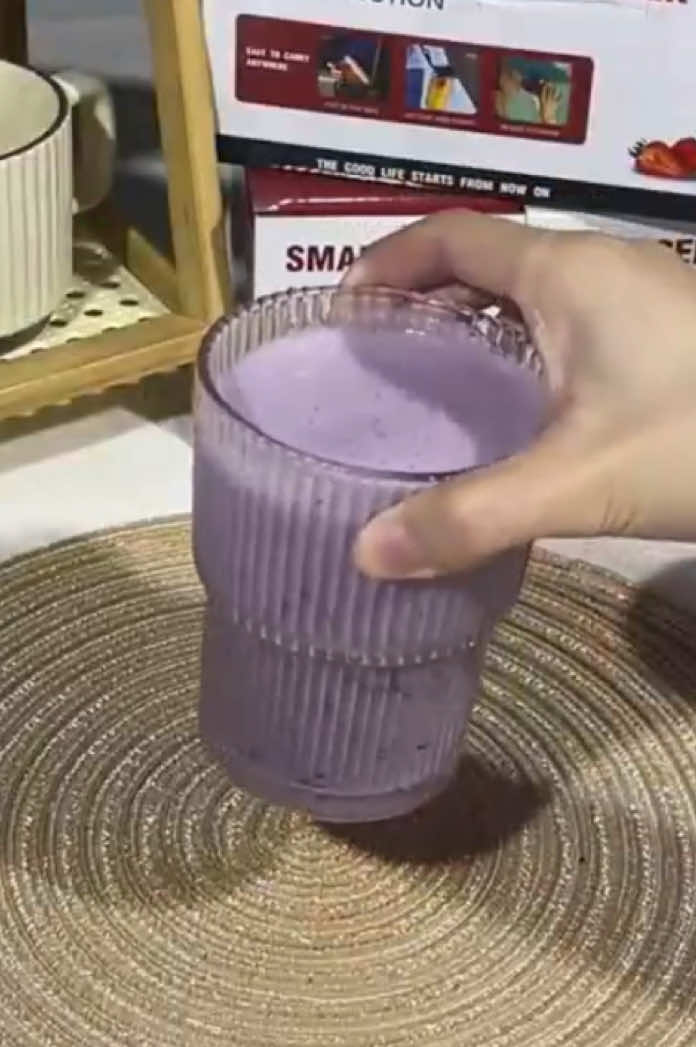 ถ้าคุณชอบน้ําผลไม้ คุณต้องมีเครื่องคั้นน้ําผลไม้นี้ด้วย