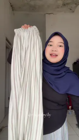 Super nyaman🫶🏻✨ #celanastripe #celanasalur #celanakulot #fypシ #guncang1010 