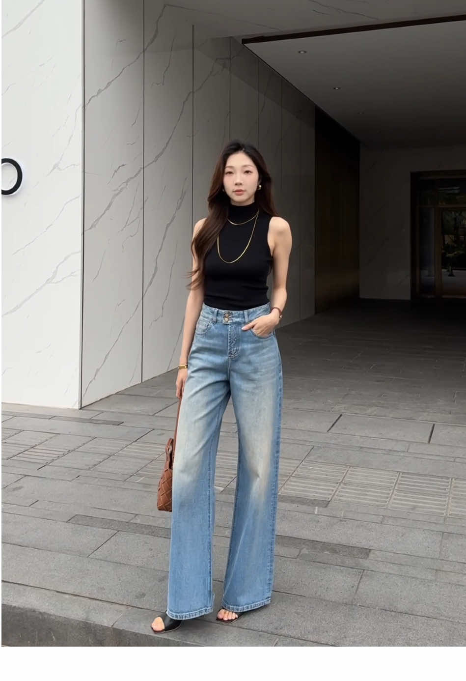 👗 Vẫn là phong cách tối giản nhưng luôn thanh lịch. #outfitcongso #minimalstyle #ootdvietnam #macdepdiwork #TikTokFashion 