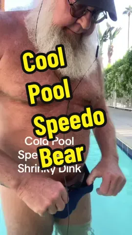 #speedobear #polishsausage #hotdog #viennasausage #lilsmokies Speedo Bear season will end soon as swimming pool temperatures start to drop causing major shrinkage 🥶🩲🥶