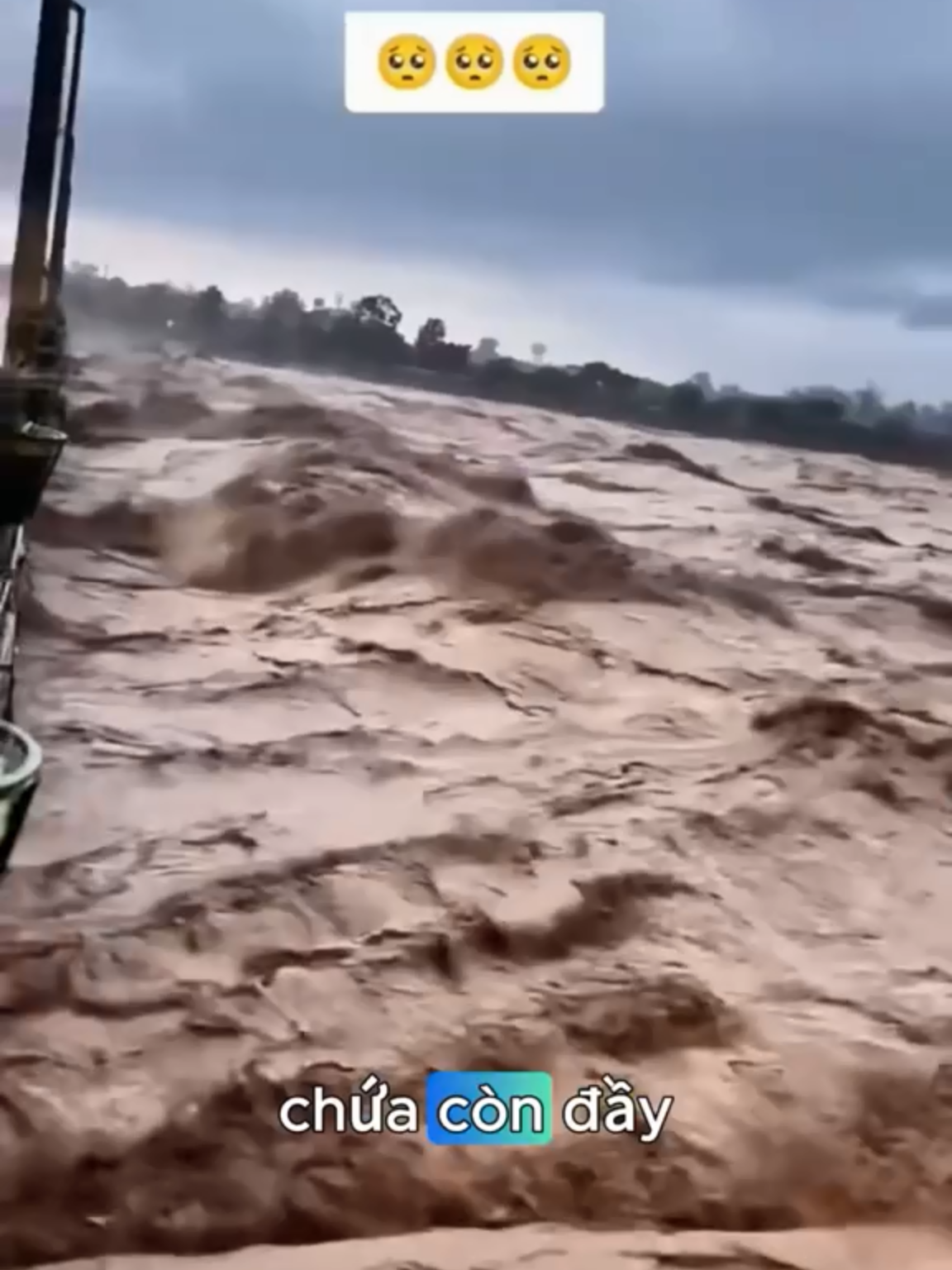 Miền Bắc Lại mưa lớn rồi bà con cần đề phòng  #mualu #matmo #tiktok #bualoi #lulut #videoviral