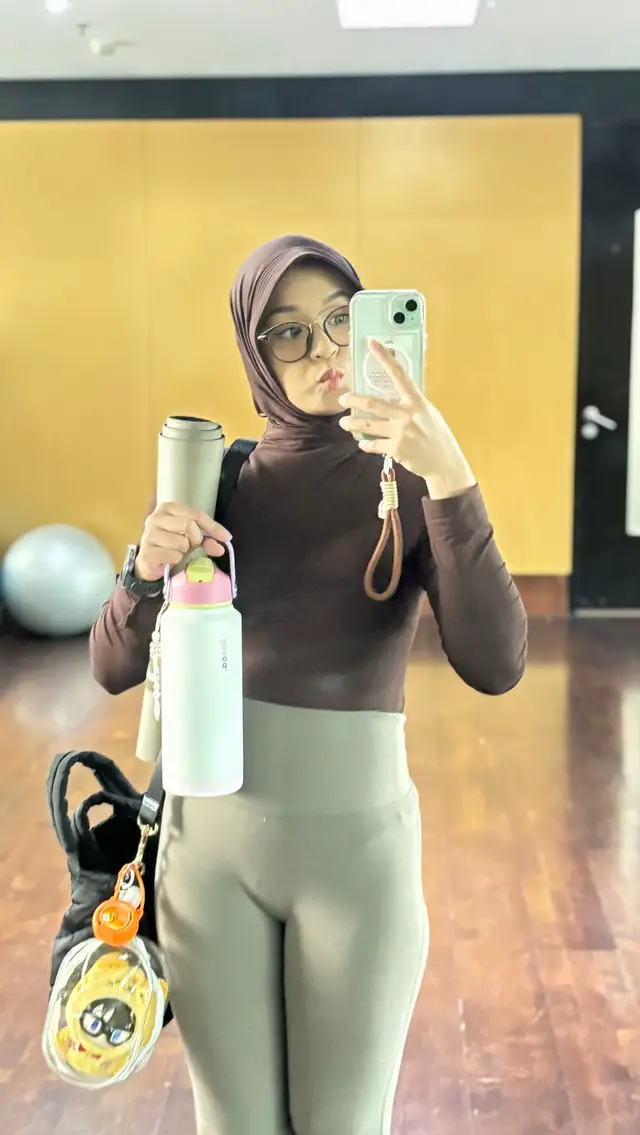 love the fit and the makeup