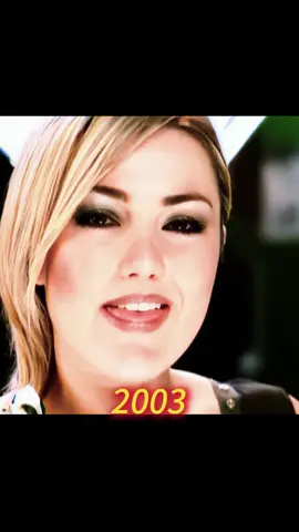 🌹When Spanish pop was pure poetry… #LaOrejaDeVanGogh #Rosas #musica #romantica #tiktokmusic     