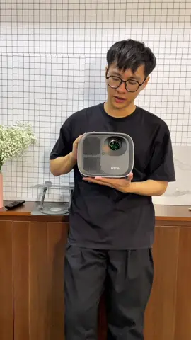 Với kho ứng dụng phong phú, cho mọi người tha hồ giải trí trên máy chiếu E3 Pro #maychieuetoe #maychieuthongminh #maychieumini #etoevietnam #e3pro 