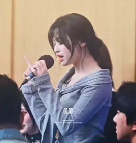 ahyeon golden?? #ahyeon #BABYMONSTER 