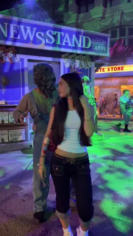 universal studios horror nights 🫩#tatcha #xyzbca #blowthisup #fypシ゚viral #universalstudioshorrornights 