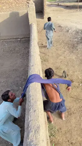 Wait for twist 😂#atharhussain496 #funny #comedyvideo #viral #fyp #video #trendingvideo 