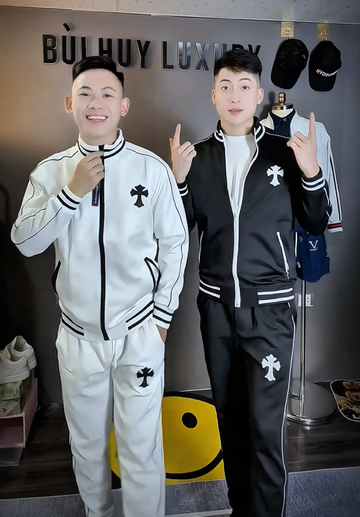 Set bộ này đẹp quá ae oiii 😍 #tiktok #xuhuong #thoitrangnam #boypho #muataitiktok 