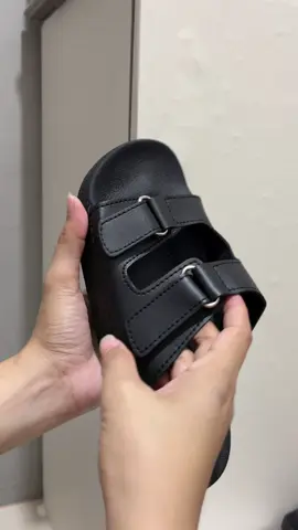 add 1 size po if malapad paa #sandalsformen #sandalsforwomen #marikinamade #leatherslippers 