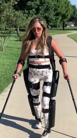 This tool help them stand up #dissable #help #robot #tools #standup 