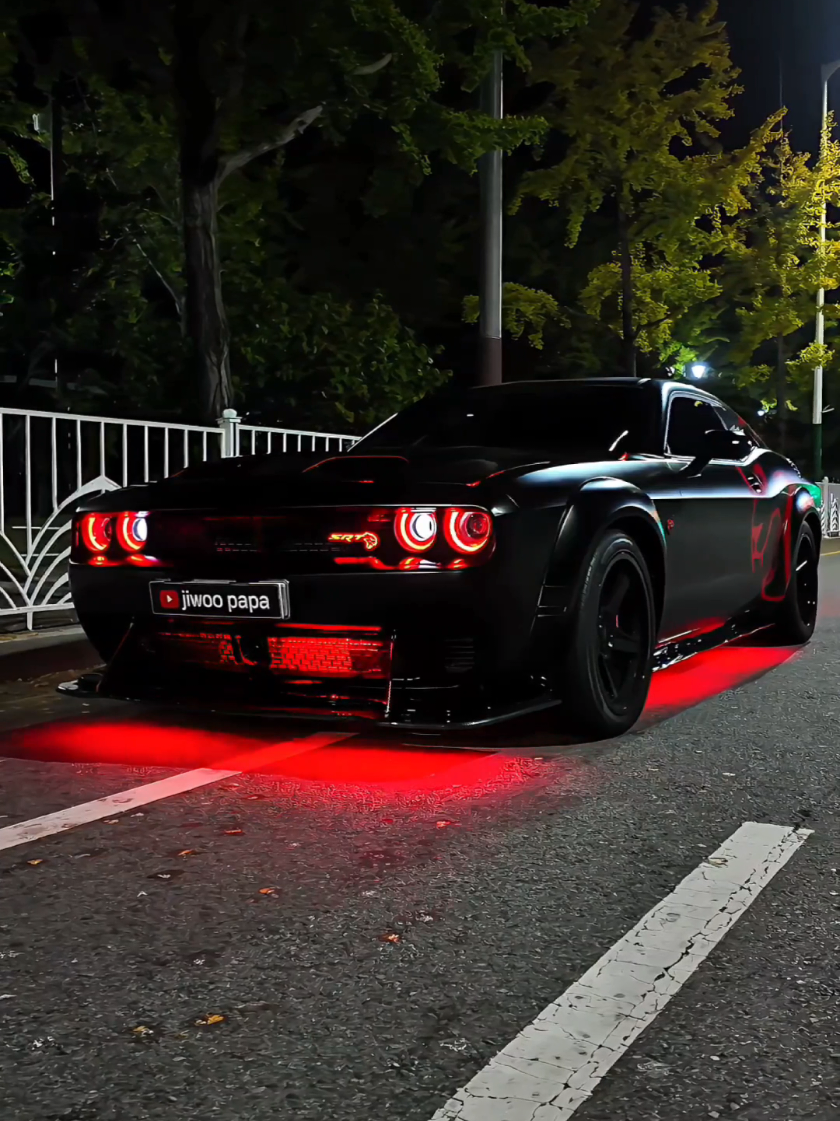 Dodge challenger SRT hellcat jailbreak  #cars #SRT #dodge #dodgechallenger #hellcat