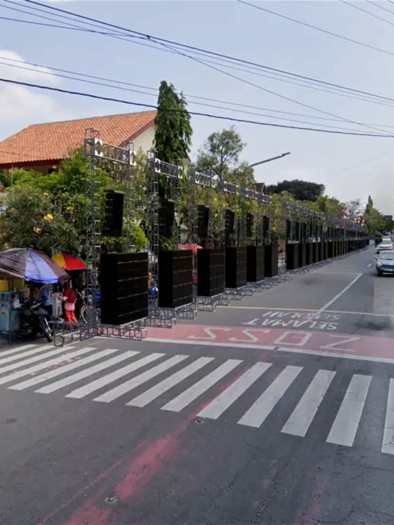 HUT KARANGANYAR 2025 Dengan sound ratusan box dan lighitng ribuan watt dari buk siwalo hingga perempatan papahan.#fyppppppppppppppppppppppp #hutkra #fyp #fyyyyyyyyyyyyyyyyyyy #fypdong #fypシ゚ #fypp