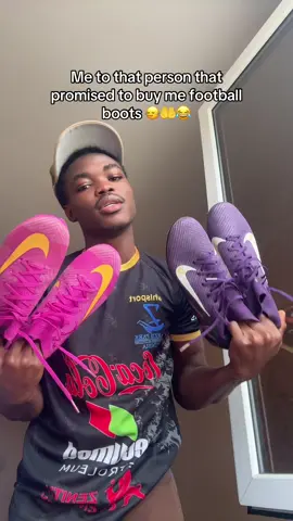 Tag them 😂 them must buy that boot 
