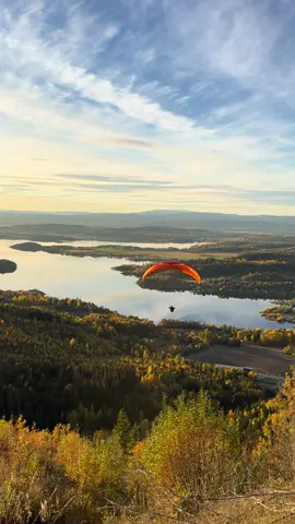 Sunset and flying 🪂 #sunset #flying #norway #paragliding #fjord 