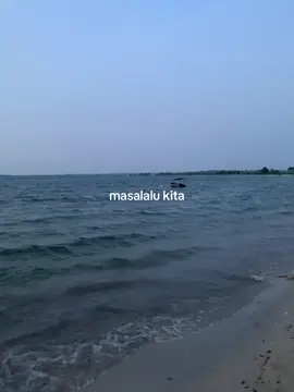 cukup dikenang, selebihnya ikhlaskan🥀