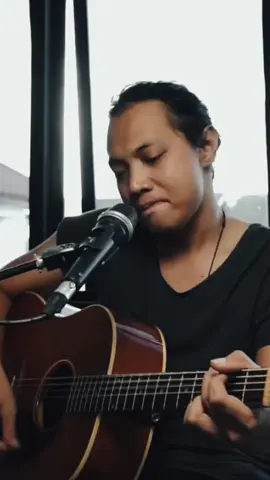 DI SAAT KAU HARUS MEMILIH #disaatkauharusmemilih #felixirwan #musikviral #laguviral #laguviraltiktok 