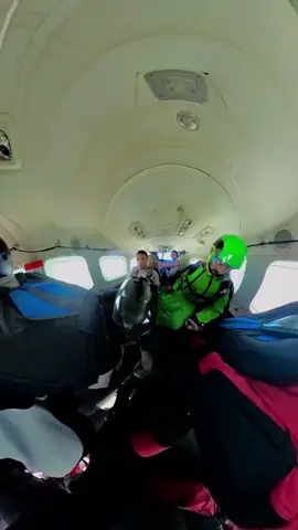 Egyptian Skydiving 🦅 🪂 🇪🇬💪#creatorsearchinsights #skydiving #tip #explor 