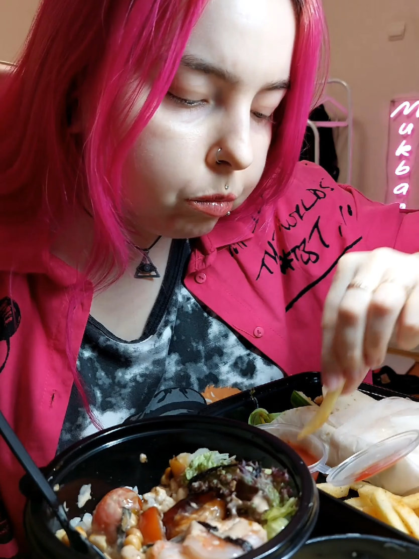 #asmr #ingaschulz #byIngaA #eating #mukbang 