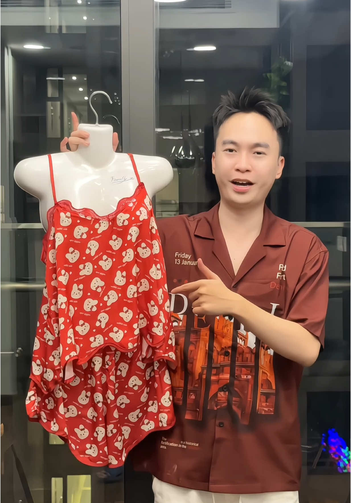 Rẻ quá chứ còn gì