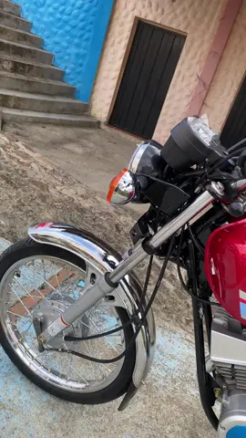 Muchas cómo estás pocos como ella en la calle🔥 Yamaha RX 100 Año 2007#viralvideo #fyp #yamaha #venezuela🇻🇪 #2tiempos 