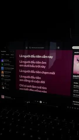 Là người đầu tiên cầm tay #tranding 