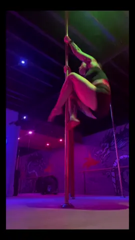 #poledance #dance #tattoo #wlw 