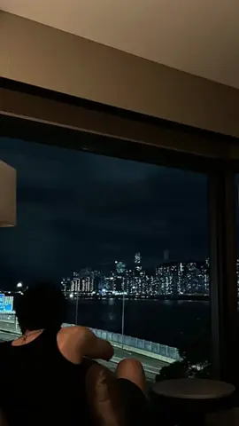 this photo of lee leo 🥵 #leo #이리오 #fyp #foryoupage #leeleo 