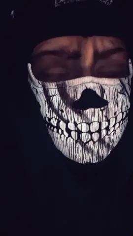 It's not even hot anymore and I'm still dying #simonghostriley #codcosplay #BookTok #maskedmen 