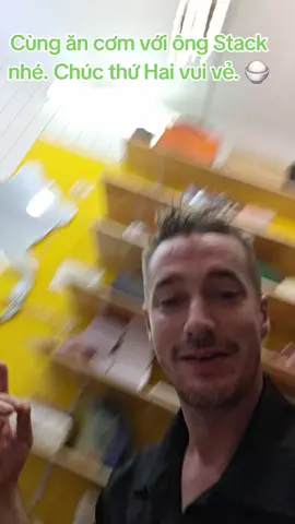 Nau an. Amthuc Vietnam. Family dinner. Dinner time. Vietnamese food. Family food in Vietnam. Food in Hanoi. Food in Vietnam. Amthuc Hanoi. Dinner.  #amthucvietnam #Amthuc #Nauan #vietnamesefood #Foodie.  Cùng ăn cơm với ông Stack nhé. Chúc thứ Hai vui vẻ.