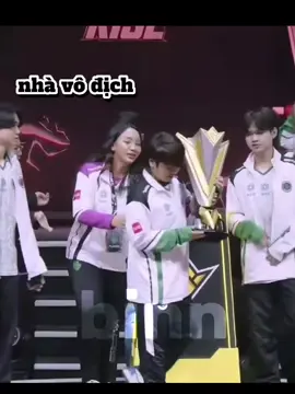 tiếc cho hev ko sao lần na ỳ mình lm lại nhé cố 4 đội tuyển VN 🇻🇳 #globalfinals  #CapCut  #TikTokAwardsVN  #bhuy 
