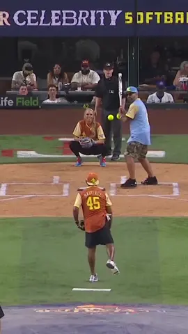 MLB funny moments.#baseball #majorleaguebaseball #MLB #funnyvideos #sports #fyp #happy 