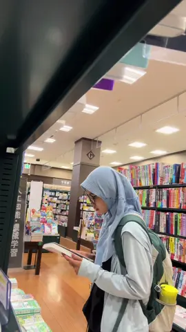 setelahhh sekian lama mengumpulkan niat, akhirnya memutuskan untuk sedikit banyak membagikan adulting life ku di jepang ke kalian, よろしくねー