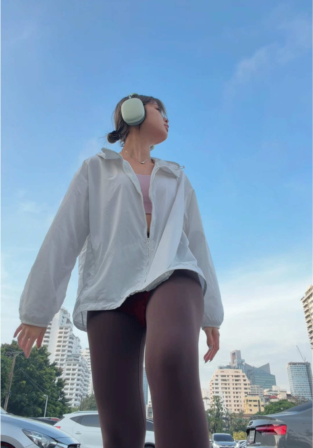 ตัวแม่สายช็อปอยากผันตัวเป็นนักวิ่ง แต่..  #Running #ตึกแดง #MOBYE