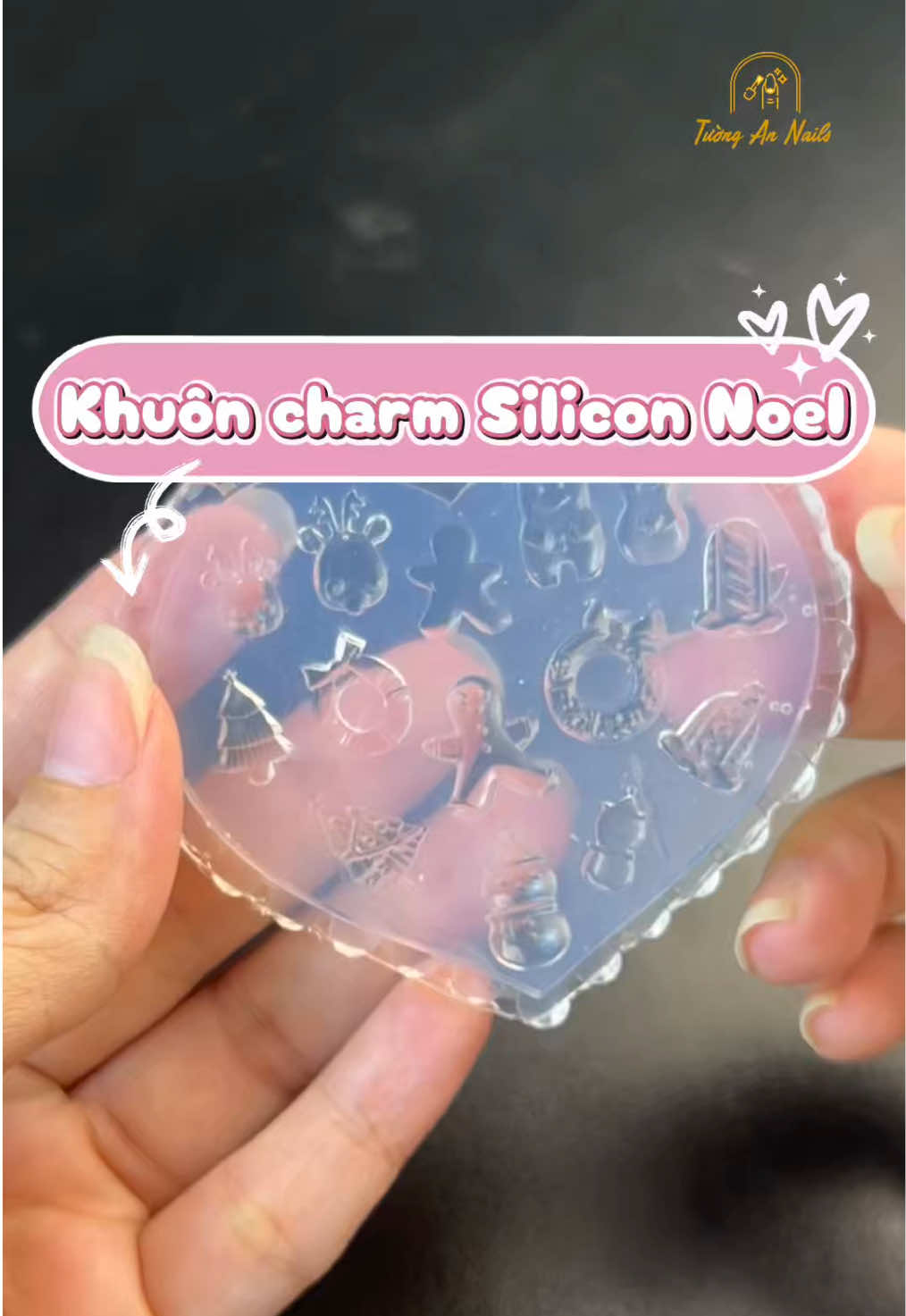 Làm charm Noel siêu đơn giản 🎅🏻🎄 #tuongannails #nails #tiemnail #charm #silicon 