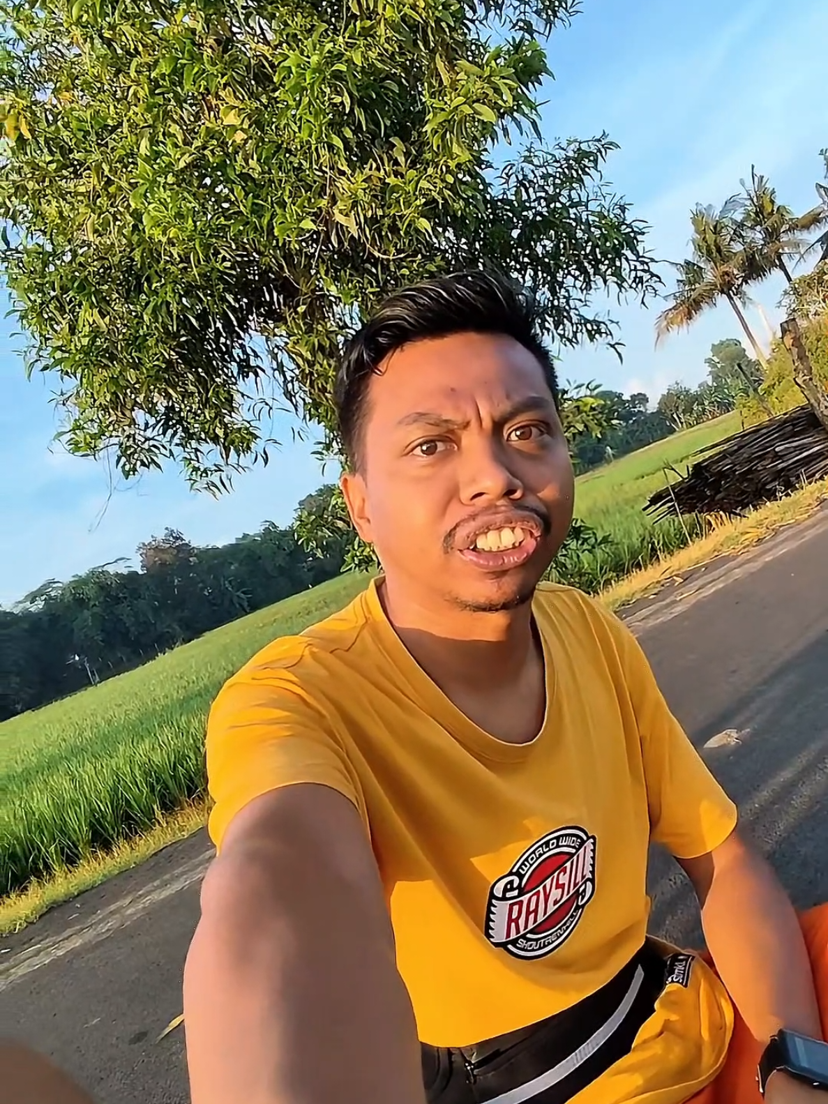 sapa sing esih galau tentang cinta? 