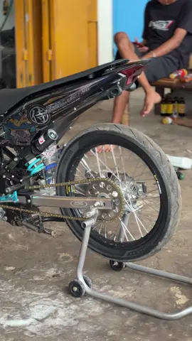 Pajangan bengkel #fyp #mxking150 #mxking #mxprostreet #mxkingsolostyle 