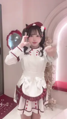 カチューシャが🫩