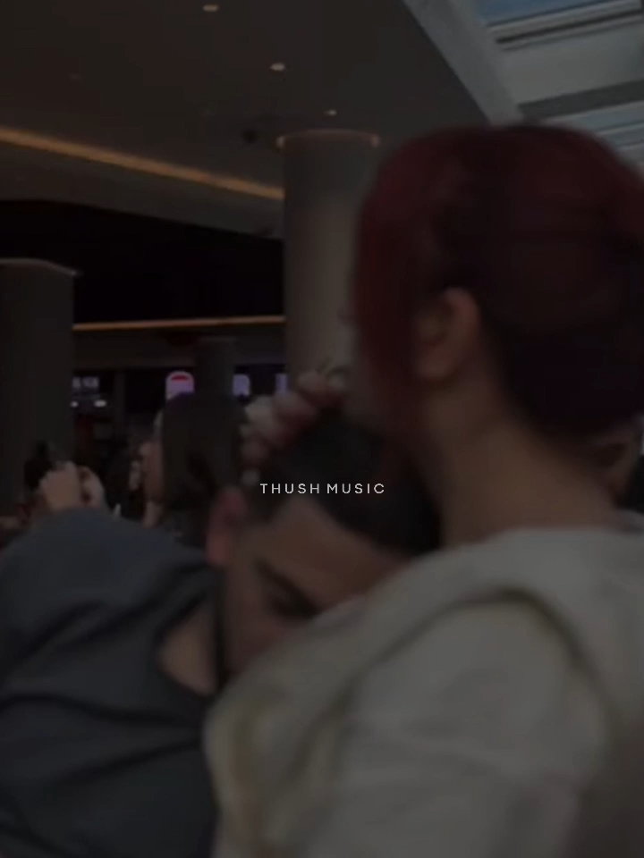 සමහර ආත්ම ලග තියෙන සැනසීම මහ පුදුමාකාරයි 🥺🖤#lyricsvideo #whatsappstatus #foryou #sinhalasong #statusvideo #fyp