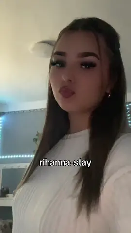 #eneklosvideo #ének #szeretekénekelni #rihanna #fy 