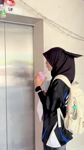 kerana sembuh itu perlu waktu, ada hari kuat untuk sembuh ada hari masih tertanya pada langit  #foryou #degreelife #usm 