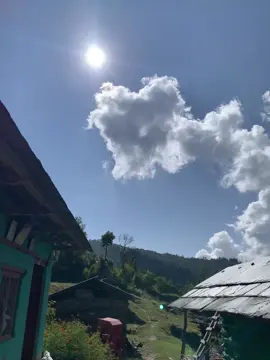 Uski yaad aaj bhi aati hey.