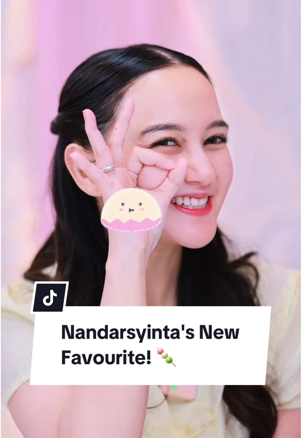 Nandarsyinta's Favourite Moisturizer!! New Mochi Texture yang bikin kulit cerah dan sekenyal mochi! Get your mochi skin kaya Nanda sekarang! #SekenyalMochi 