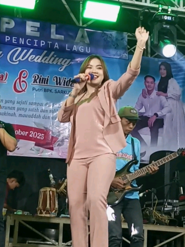 Ora ono seng jaluk dilahirke,, @Dindateratu #dindateratu #dindateratu😊 #dindateratugank #egowongtuo #fyppppppppppppppppppppppp 