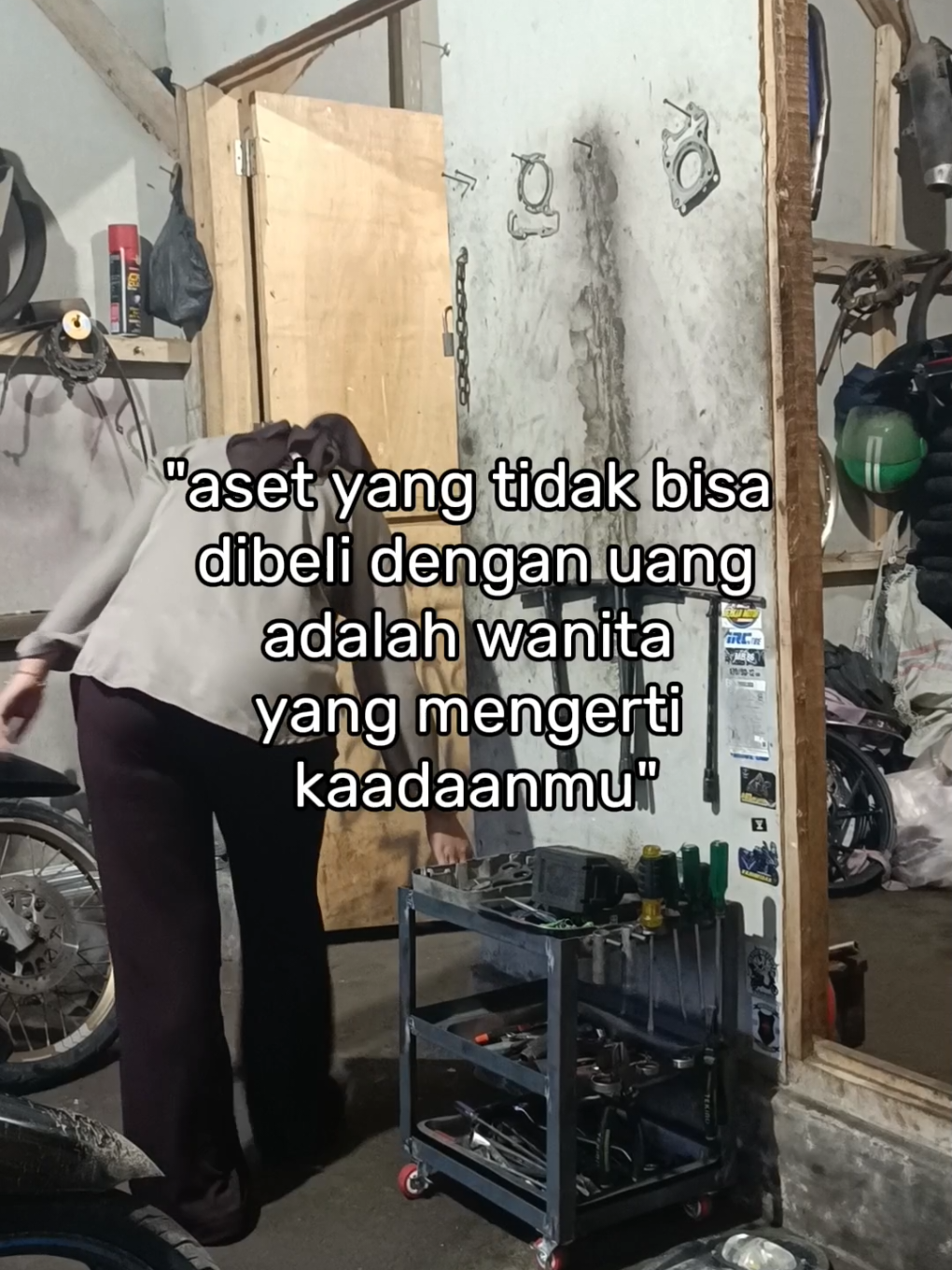 Mari kita usahakan apa yang kita inginkan @rekomendasieza 🤲 #CapCut #bucin_story #bengkelmotor #mekaniktiktok #fyppppppppppppppppppppppp 